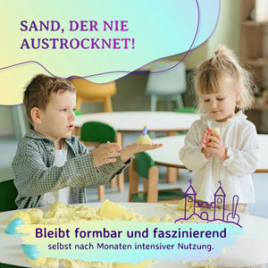 Zwei Kinder formen mit gelbem Knetsand von Sandolin fantasievolle Figuren. Der Sand bleibt dauerhaft formbar